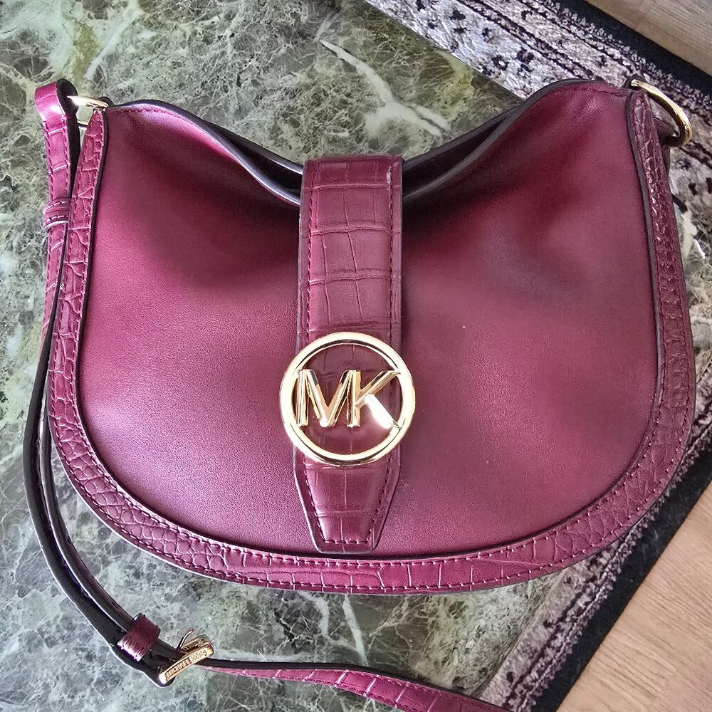 Authentic Michael Kors Gabby Hobo Crossbody Bag - Picture 8 of 8